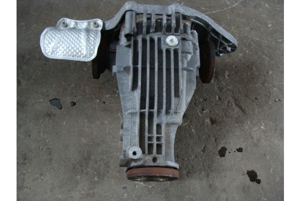 BRIDGE REAR AUDI Q5 8R 3 0 TDI QUATTRO 0AR525083C Installation side rear