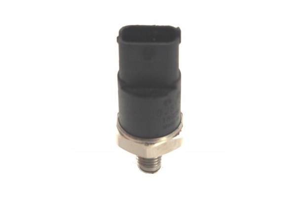 Rail pressure sensor with DAILY RVI MASCOTT KERAX mounting kit Catalog number of the part 0 281 002 405
