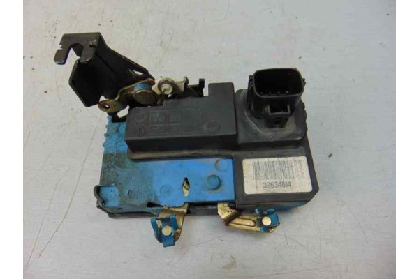 30634614  CERRADURA PUERTA DELANTERA IZQUIERDA VOLVO V70 FAMILIAR D 5 Tracción total 2003 30634614 176547 VOLVO - 4