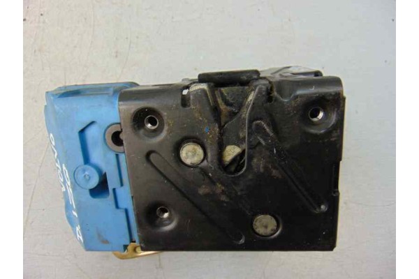 30634614  CERRADURA PUERTA DELANTERA IZQUIERDA VOLVO V70 FAMILIAR D 5 Tracción total 2003 30634614 176547 VOLVO - 5