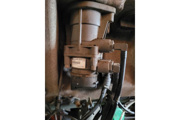 MAN TGA TGS TGX zawor hamulca glownego 6 pin K039569 KnorrBremse