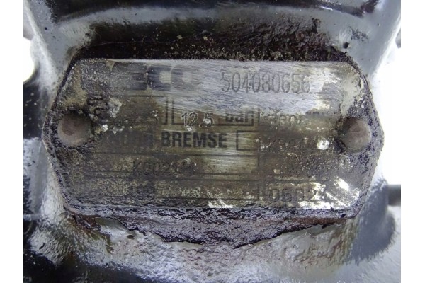 IVECO EUROCARGO II 00 06 3 9 5 9 E3 AIR COMPRESSOR Catalog number of the original LK3840