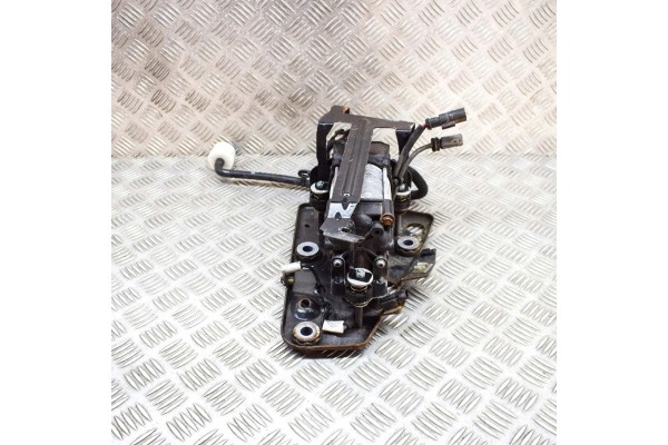 SUSPENSION COMPRESSOR VOLVO XC90 II 15150000713 17983451 2 0L 235kw 2017 Part manufacturer Volvo OE