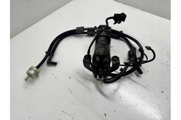 AIR SUSPENSION COMPRESSOR JEEP GRAND CHEROKEE WK2 68204730AF Car type passenger cars