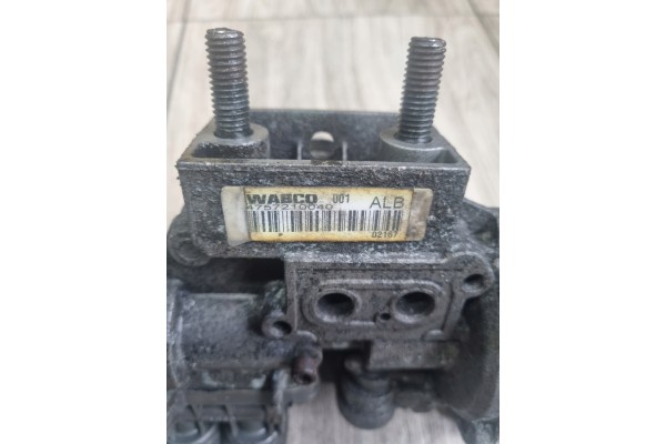 BRAKE FORCE CORRECTOR VALVE VOLVO FL 6 00 06 ORIGINAL Car type trucks