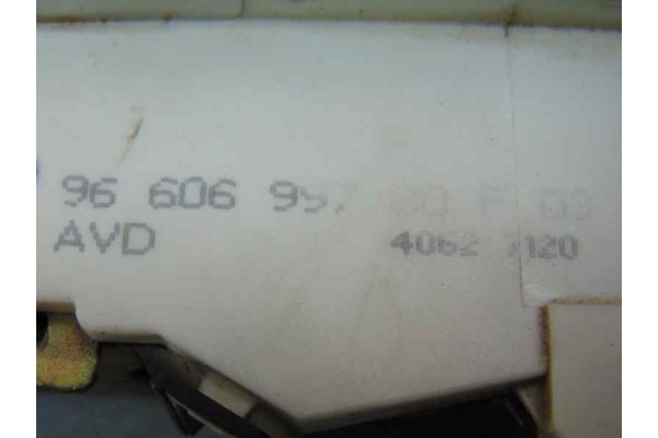 9660699780  CERRADURA PUERTA DELANTERA DERECHA CITROEN C4 BERLINA Collection 2006 9660699780 177133 CITROEN - 5