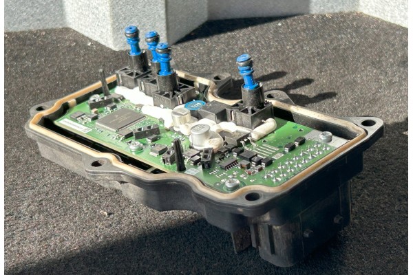 ELECTRONICS ECU EAPU MERCEDES ACTROS MP4 EL2208 Part manufacturer Mercedes Benz OE