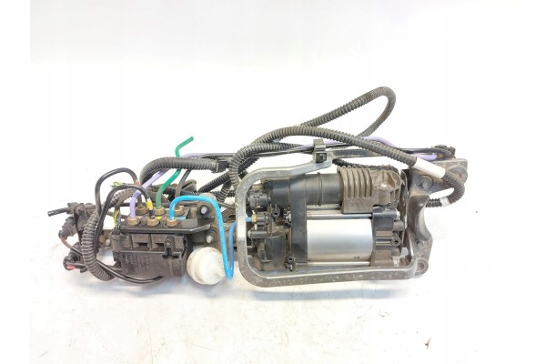 Porsche Macan Turbo II LIFT pump suspension compressor oryg 95b616006