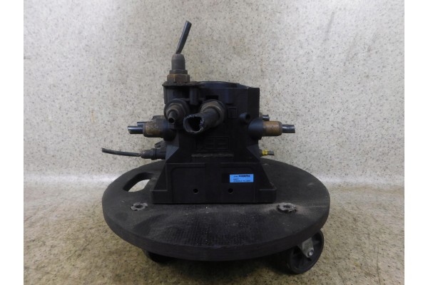 033807 B413 812012001 VALVE EBS HALDEX SEMITRAILER RENAULT MAGNUM DXI Quality of parts according to GVO O original with manufact
