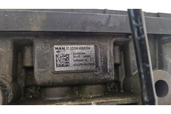 valve modulator ebs man tgx tgs 81521066068 euro 6 Part manufacturer MAN OE