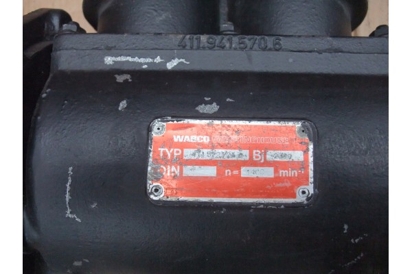 Air compressor WABCO TYPE 4115227237 BJ2880 Car type trucks