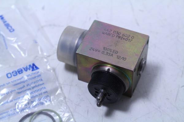 REPAIR KIT VALVE WABCO MERCEDES A0015409597 Catalog number of the part A0015409597