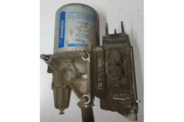 Scania R air dryer