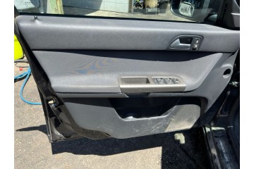 VOLVO V50 FAMILIAR D4 Kinetic