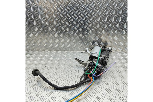SUSPENSION COMPRESSOR AUDI Q7 4L 7L0616879 35651431 3 0L 180kw 2014 Catalog number of the part 7L0616879