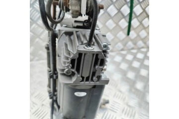 SUSPENSION COMPRESSOR AUDI Q7 4L 7L0616879 35651431 3 0L 180kw 2014 Catalog number of the original 7L0616879