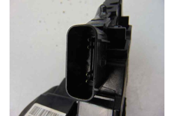 71220-35000 CERRADURA PUERTA DELANTERA DERECHA SSANGYONG TIVOLI Limited 4x2 2017 71220-35000 177931 SSANGYONG - 5