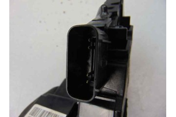 71220-35000 CERRADURA PUERTA DELANTERA DERECHA SSANGYONG TIVOLI Limited 4x2 2017 71220-35000 177931 SSANGYONG - 5