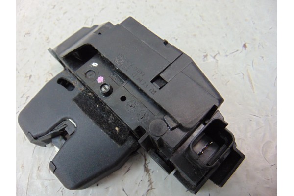 3 PIN CERRADURA MALETERO / PORTON CITROEN C4 CACTUS Feel 2014 3 PIN 179035 CITROEN - 3