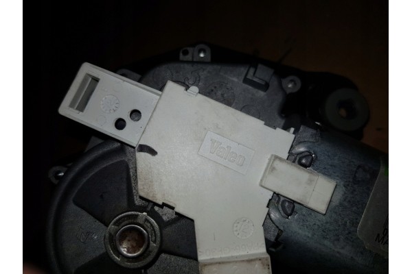 WIPER MOTOR RENAULT ESPACE IV 8200031085 Part manufacturer Valeo