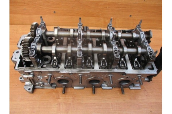 AUDI VW 3 0 TDI CRT HEAD Left 059353GC Right 059354FA 1 piece without rollers