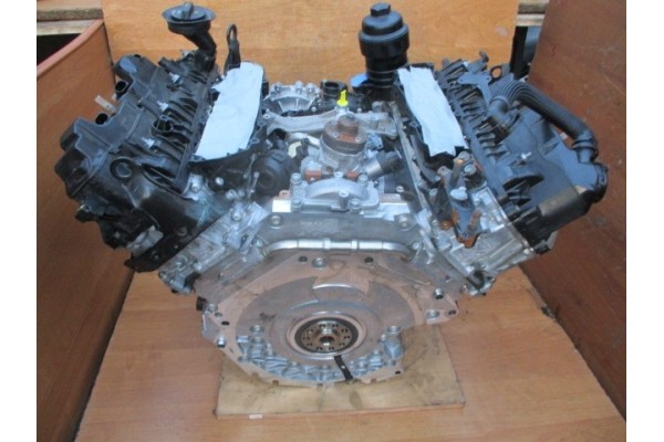 Culata Audi VW 3.0 TDI CRT Izquierda 059353GC Derecha 059354FA 1 pieza