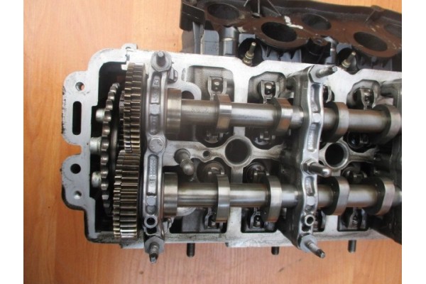 Culata Audi VW 3.0 TDI CRT Izquierda 059353GC Derecha 059354FA 1 pieza