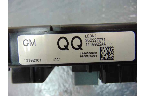 13302301  CAJA RELES / FUSIBLES OPEL ASTRA J SPORTS TOURER Sport 2011 13302301 179152 OPEL - 2