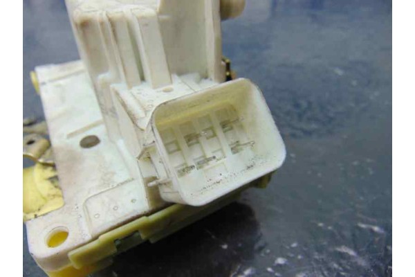 5 PIN CERRADURA PUERTA DELANTERA DERECHA FORD FOCUS BERLINA (CAK)