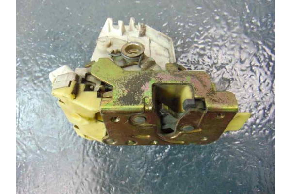 5 PIN CERRADURA PUERTA DELANTERA DERECHA FORD FOCUS BERLINA (CAK)