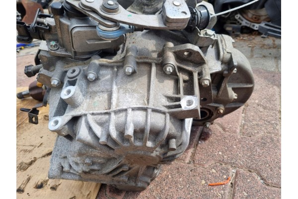 GEARBOX OPEL MOKKA 1 4T PETROL 55575539 ITA 4x4 Catalog number of the part 55575539 ITA