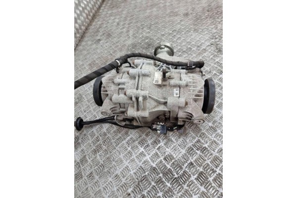 Rear reducer ALFA ROMEO GIULIA 952_ 00552810450 2 9L gasoline 375kW Catalog number of the original 00552810450