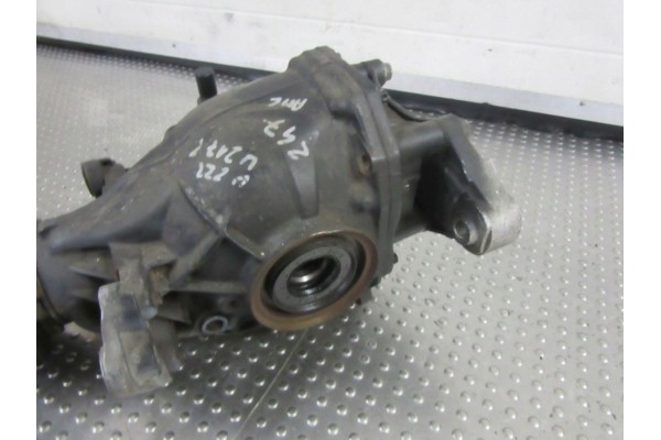 Mercedes S Class W222 AMG BRIDGE DIFFER REAR 2 47 A2213511505 Catalog number of the part A2213511505