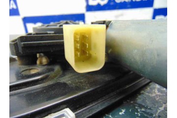 6 PIN ELEVALUNAS TRASERO DERECHO MERCEDES-BENZ CLASE C (BM 203) BERLINA 220 CDI (203.006) 2002 6 PIN 180014 MERCEDES-BENZ - 2