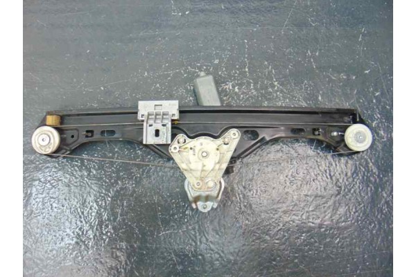 6 PIN ELEVALUNAS TRASERO DERECHO MERCEDES-BENZ CLASE C (BM 203) BERLINA