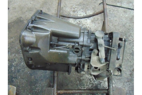 MERCEDES VITO IN 639 GEARBOX 2 2 CDI 95KM A6392602300 R2042610501 Part manufacturer Mercedes Benz OE
