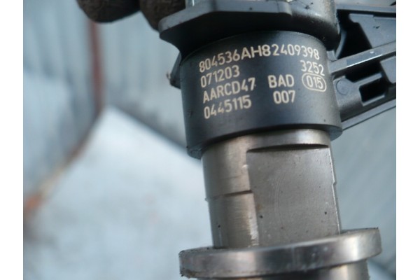 BOSCH INJECTOR CR RENAULT LAGOON 2 0DCI EAN GTIN 3165143777350