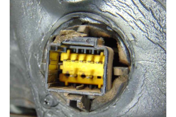 ORO  RETROVISOR IZQUIERDO RENAULT MEGANE II BERLINA 3P Confort Authentique 2006 ORO 181605 RENAULT - 4