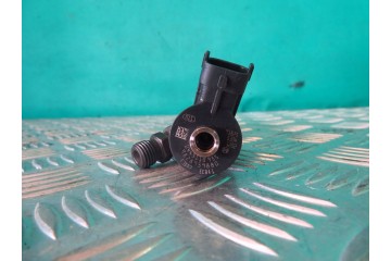 BOSCH 0 445 110 954 Injection nozzle Quality of parts according to GVO Q original with factory logo OEM OES