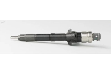 INJECTOR DCRI106240 DENSO