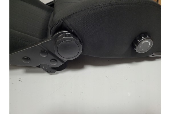 Asiento deportivo AutoStyle Retro SS 64Z con raíles negro retro
