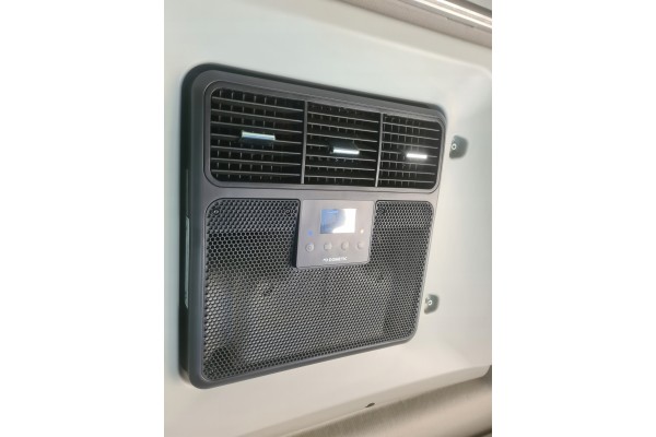 24V DOMETIC COOLAIR RTX 1000 ROOF PARKING AIR CONDITIONING Catalog number of the part DOMETIC COOLAIR RTX 1000