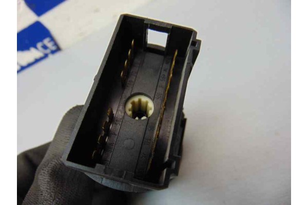 6Q0941531B MANDO LUCES VOLKSWAGEN POLO IV (9N3)