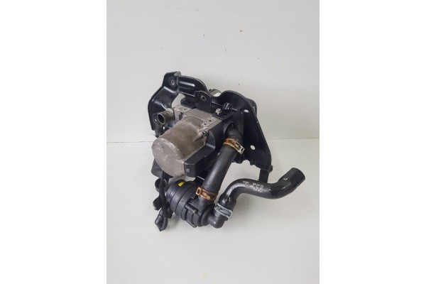 Parking heater Webasto Volkswagen Tiguan 5QF815005R Packaging status replacement