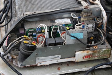 Unidad de Refrigeración THERMO KING V-200 12V MASTER III 2.3