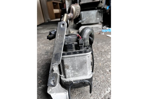 Calefactor estacionario Webasto diésel para Ford Edge II GG9H-18K463D