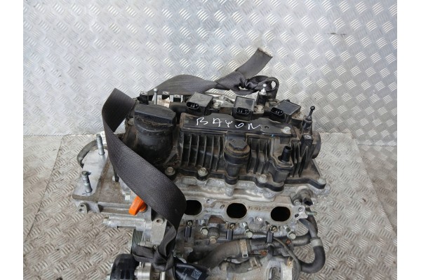 HYUNDAI BAYON I20 III ENGINE 1 0 T GDI G3LE 2023R Car type 4x4 SUV