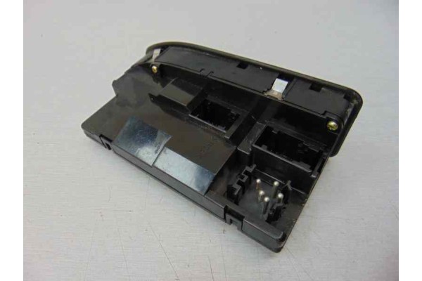 8368966 MANDO ELEVALUNAS DELANTERO IZQUIERDO BMW SERIE 5 BERLINA (E39) 525tds 1998 8368966 184062 BMW - 3