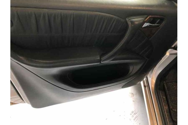 MERCEDES-BENZ CLASE ML (BM 163) 270 CDI (163.113)