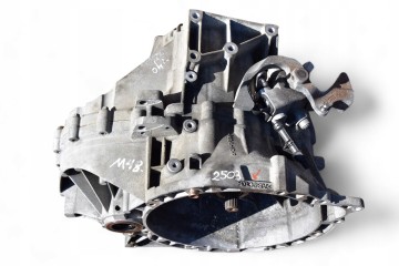 Gearbox FORD KUGA I MK1 2 0 TDCi 163HP AV4R 7002 AB